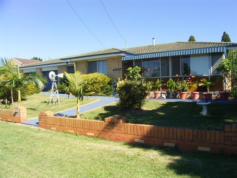 204 Alderley Street, Centenary Heights QLD 4350