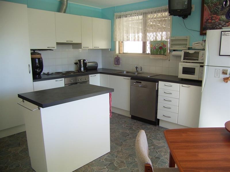 204 Alderley Street, Centenary Heights QLD 4350