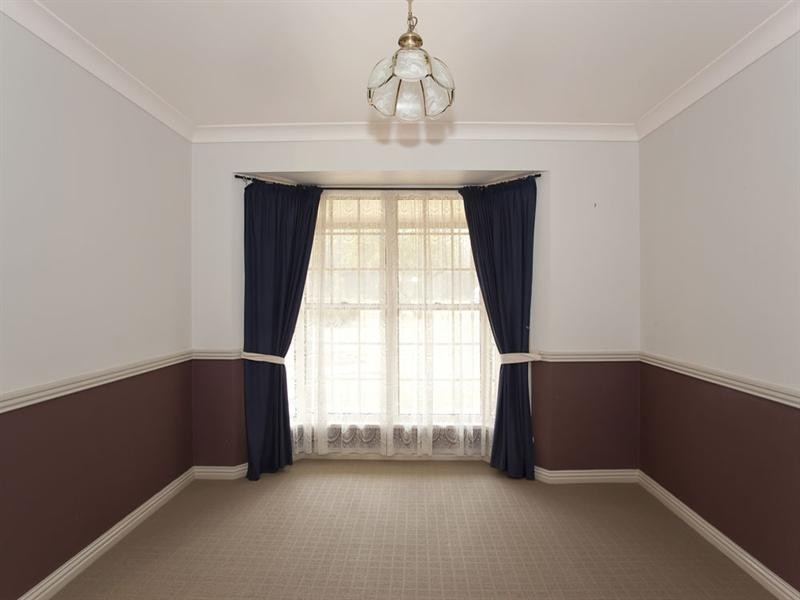 10 Ironbark Court, Highfields QLD 4352