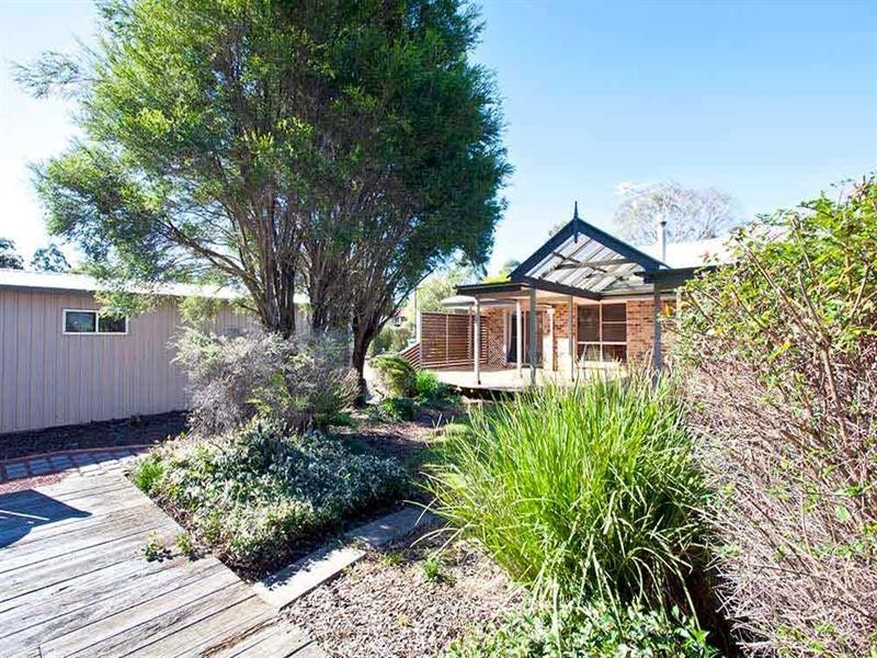 10 Ironbark Court, Highfields QLD 4352