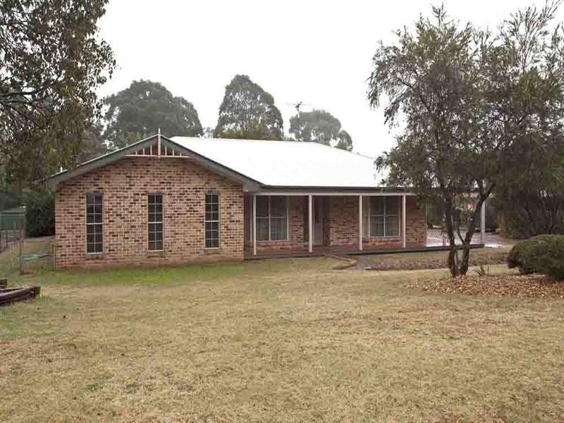 10 Ironbark Court, Highfields QLD 4352