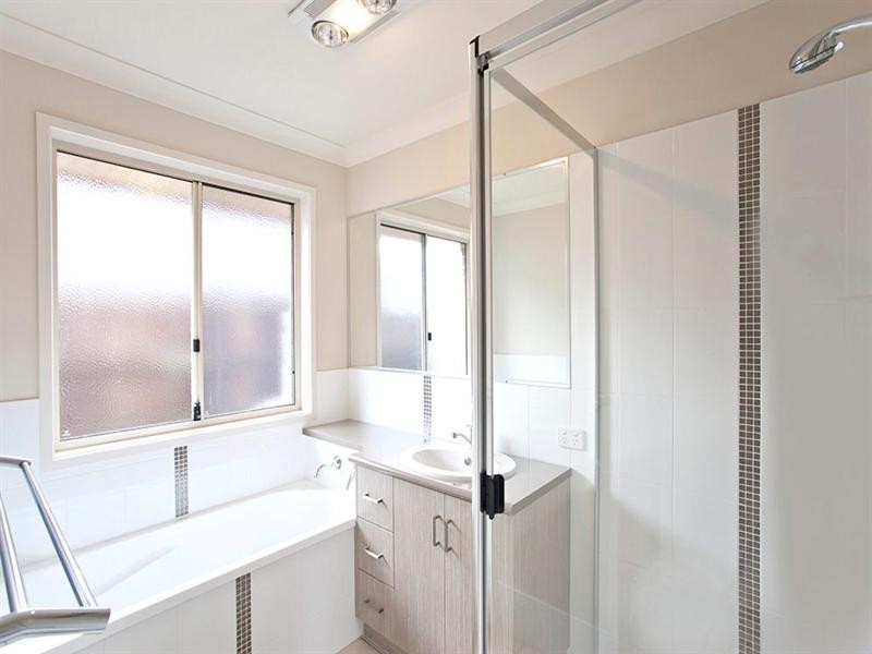 2 Cooranga Street, Glenvale QLD 4350