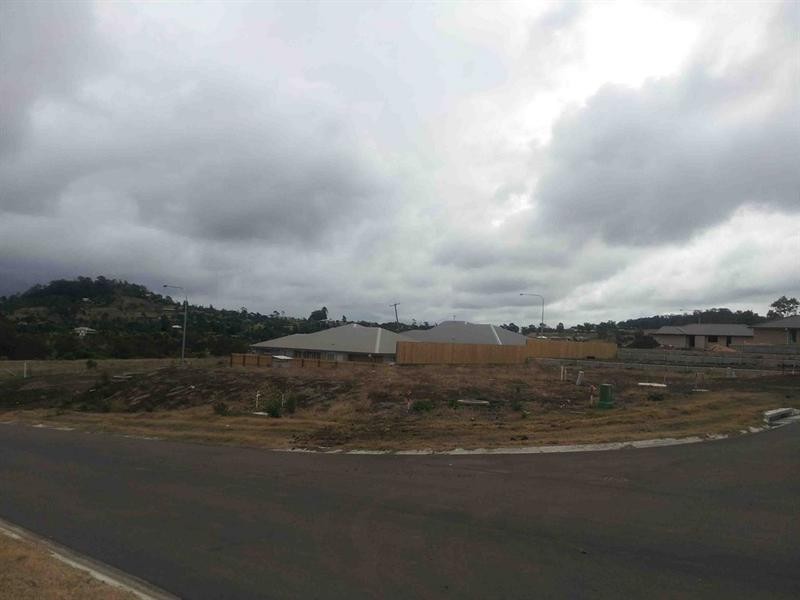 17 Cooranga Street, Glenvale QLD 4350