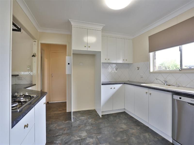 4 Traminer Drive, Wilsonton Heights QLD 4350