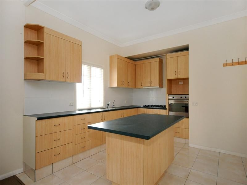 4 Lucy Street, Cambooya QLD 4358