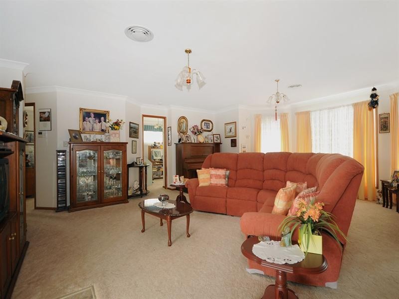 33 Westfield Drive, Westbrook QLD 4350