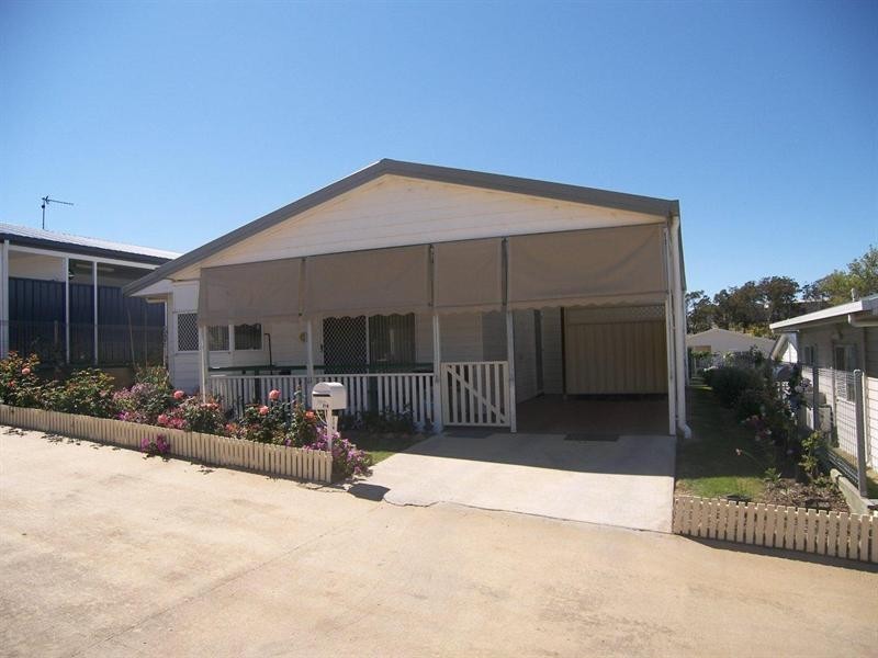 Unit 214/530 Bridge Street, Wilsonton QLD 4350