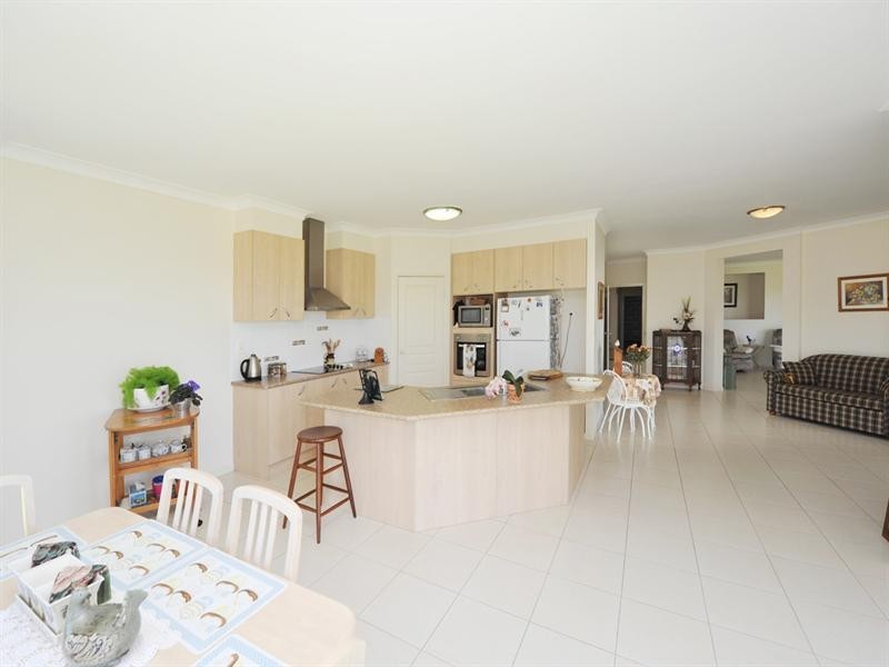 130 Harch Road, Highfields QLD 4352