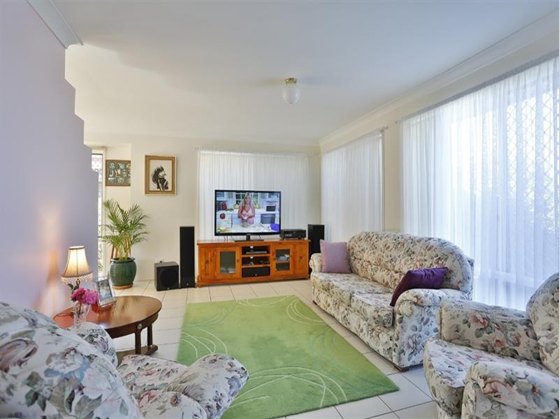 21 Catalina Drive, Wilsonton QLD 4350