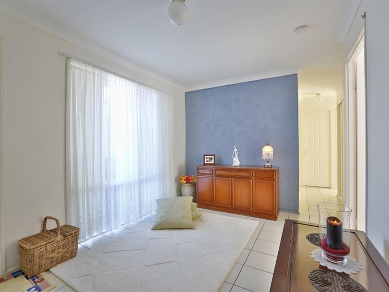 21 Catalina Drive, Wilsonton QLD 4350