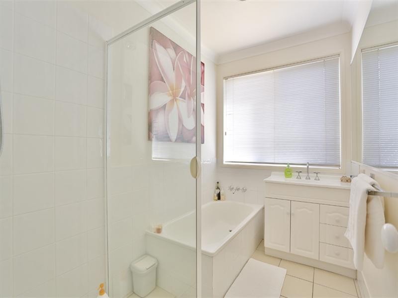 21 Catalina Drive, Wilsonton QLD 4350