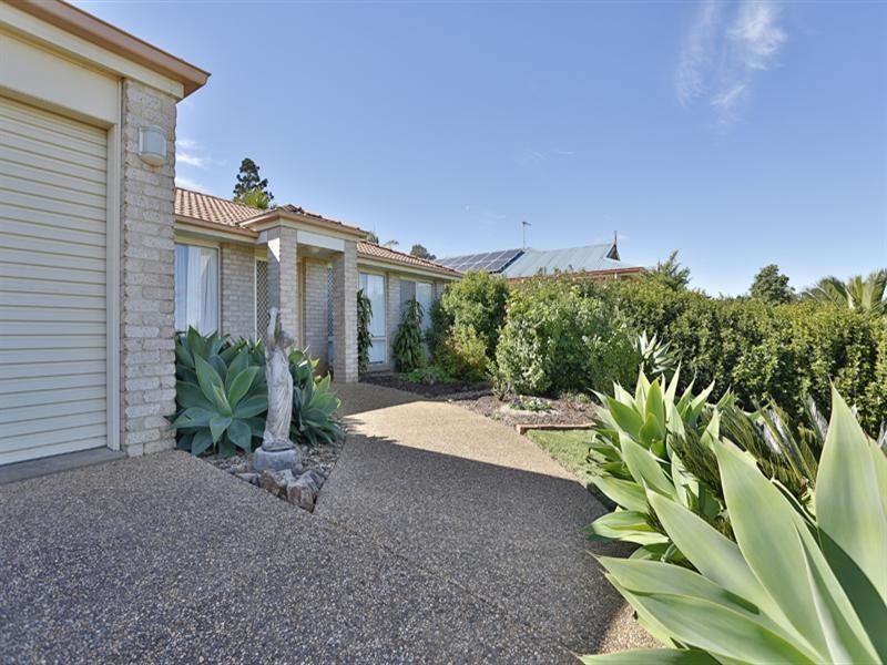 21 Catalina Drive, Wilsonton QLD 4350