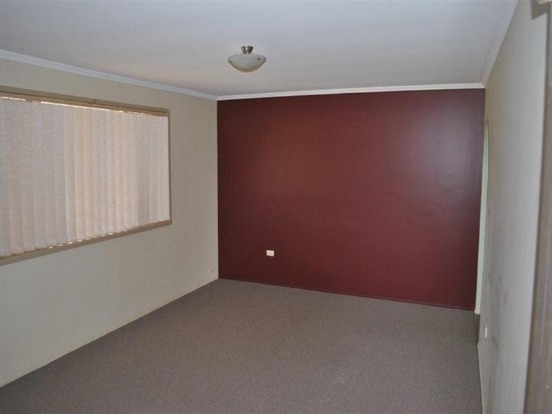 10 Cumners Road, Wilsonton QLD 4350