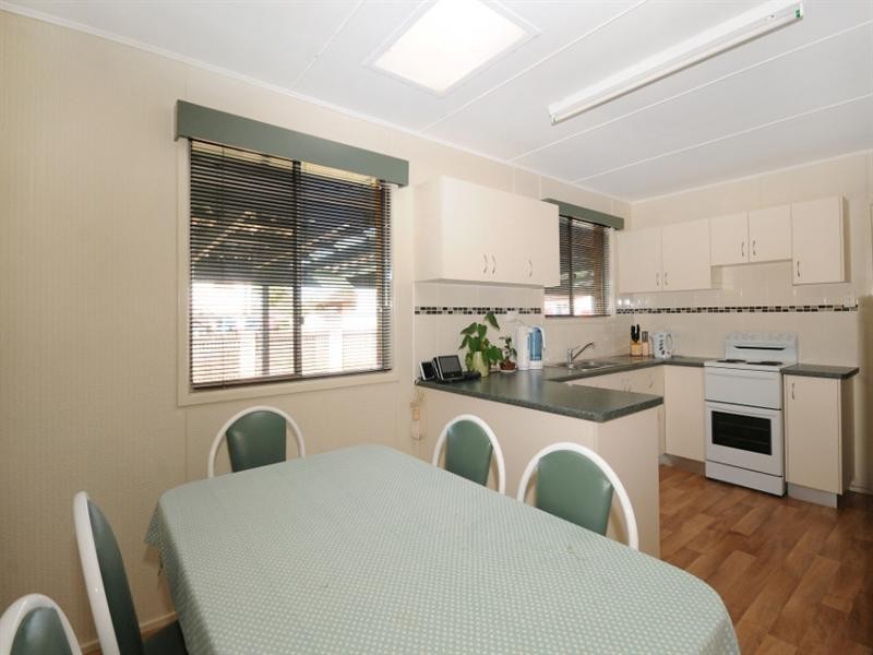 12 Kettle Street, Rockville QLD 4350