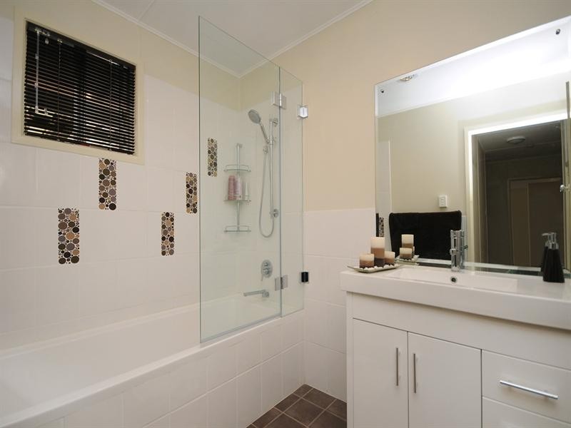 12 Kettle Street, Rockville QLD 4350