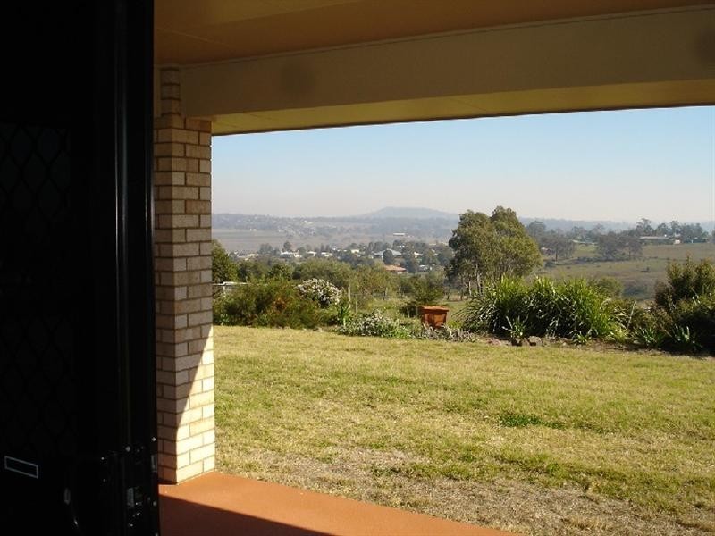 14 Petria Court, Meringandan QLD 4352