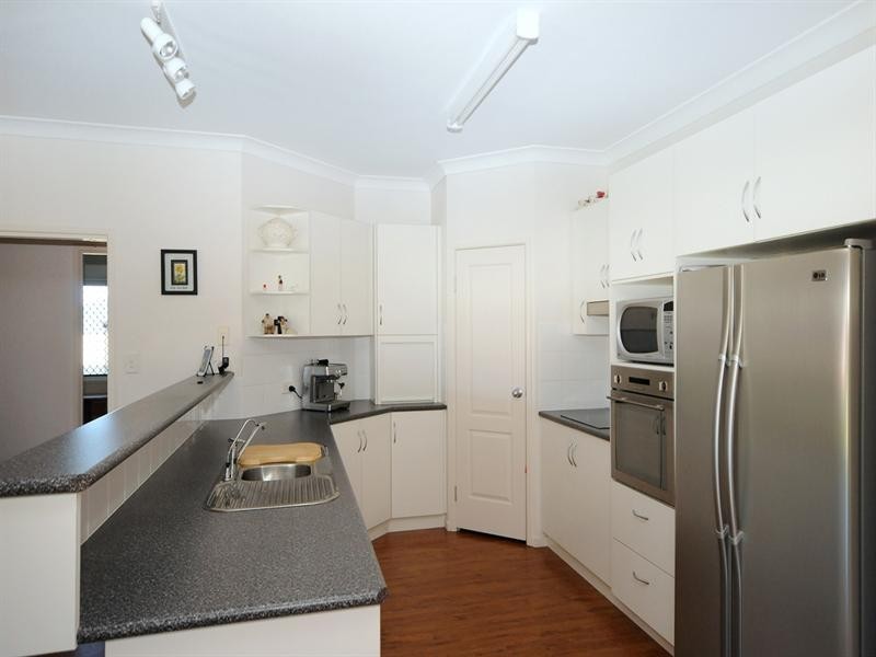 13 Sommariva Street, Westbrook QLD 4350