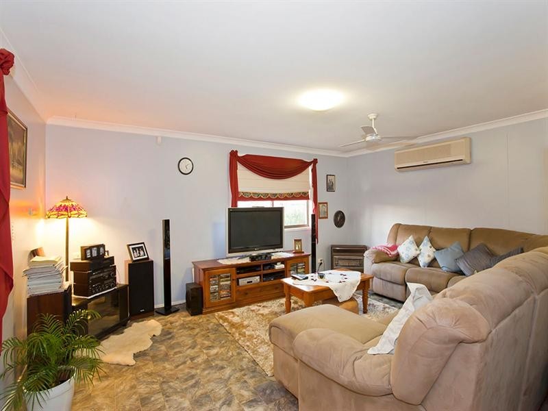 53 Merino Street, Harristown QLD 4350