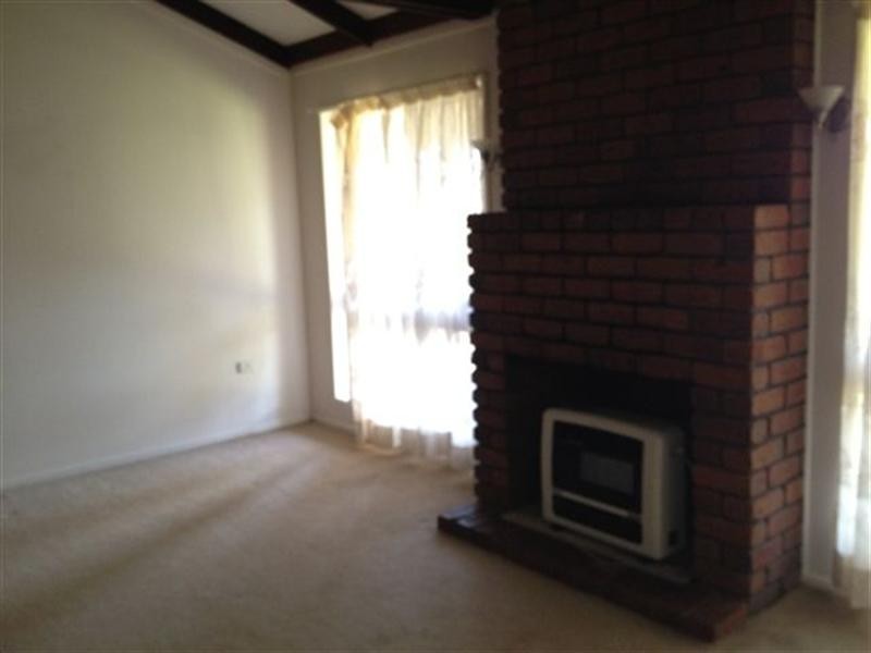 1 Gerrard Street, Middle Ridge QLD 4350