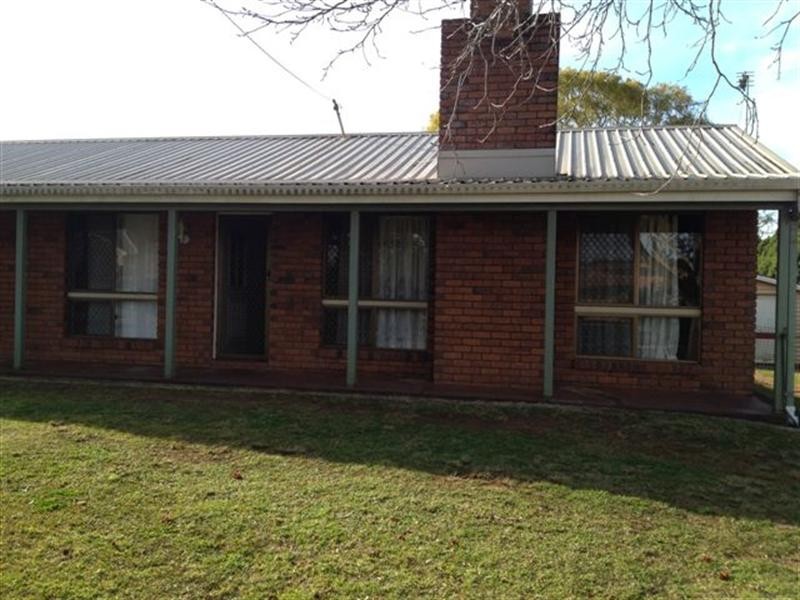 1 Gerrard Street, Middle Ridge QLD 4350