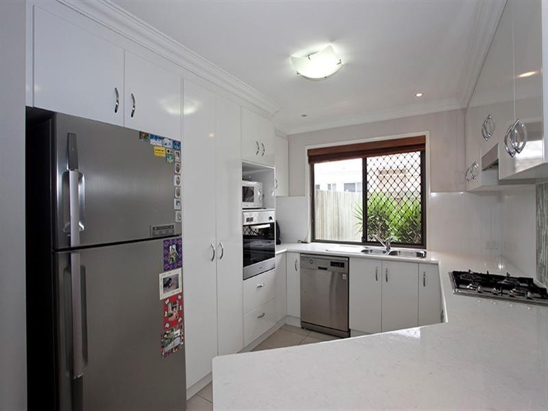 2/67 Kearney Street, Kearneys Spring QLD 4350