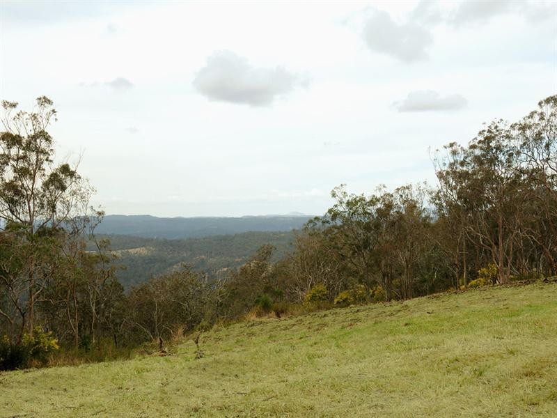 17 Hell Hole Creek Road, Preston QLD 4352