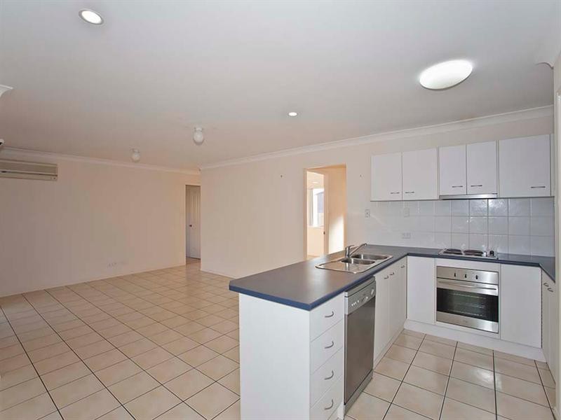 30 Wareena Crescent, Glenvale QLD 4350