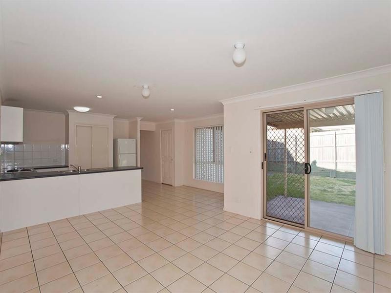 30 Wareena Crescent, Glenvale QLD 4350