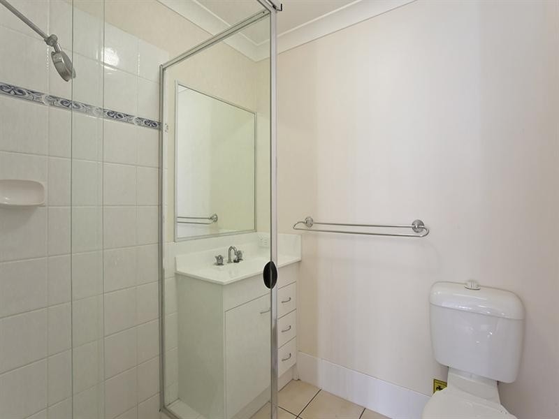 30 Wareena Crescent, Glenvale QLD 4350