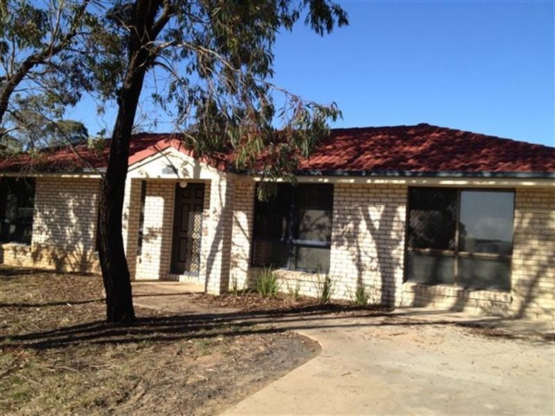 28 Manor Street, Drayton QLD 4350