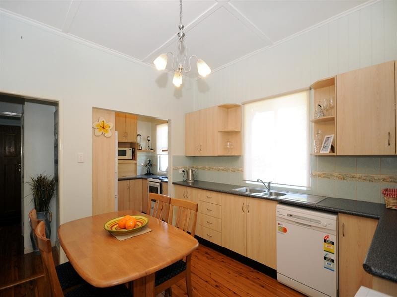 10 Brim Street, Newtown QLD 4350