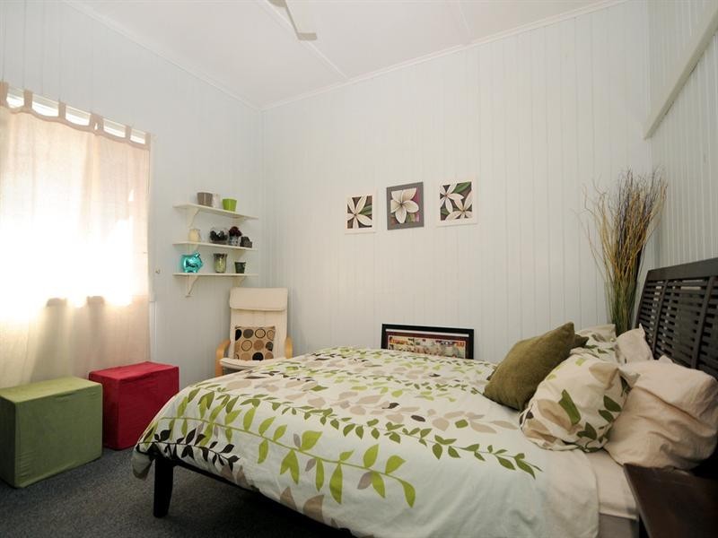 10 Brim Street, Newtown QLD 4350