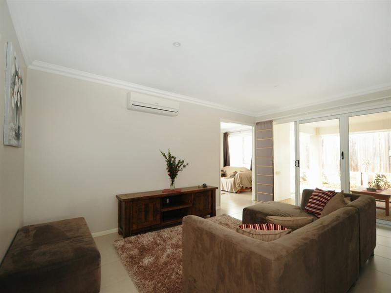 5 Saba Court, Middle Ridge QLD 4350