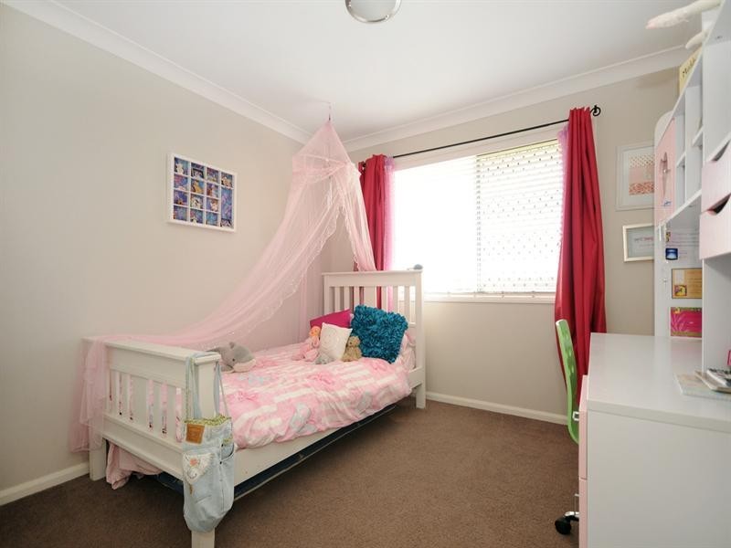 5 Saba Court, Middle Ridge QLD 4350