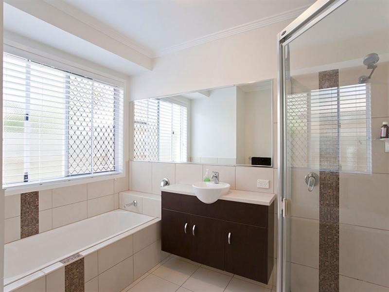 22 Mooney Street, Harlaxton QLD 4350