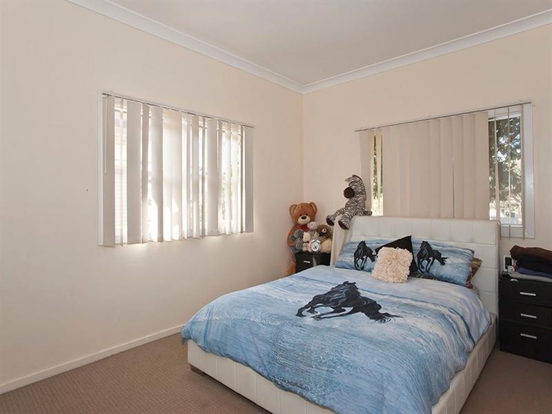 301 Tor Street, Wilsonton QLD 4350