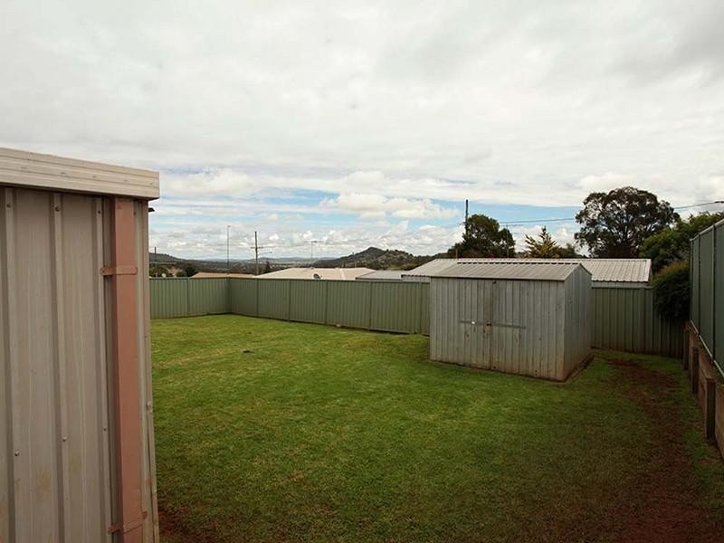 21 Kurrajong Street, Newtown QLD 4350