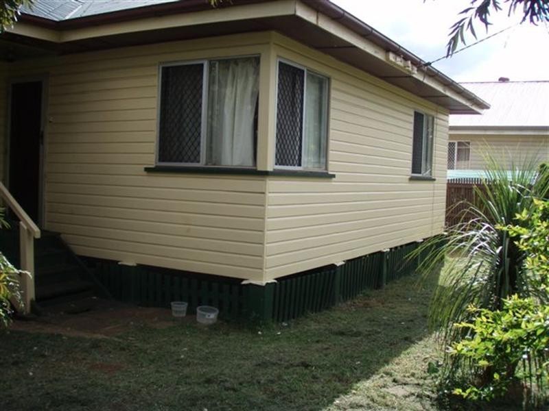 2 Coonan Street, Harlaxton QLD 4350