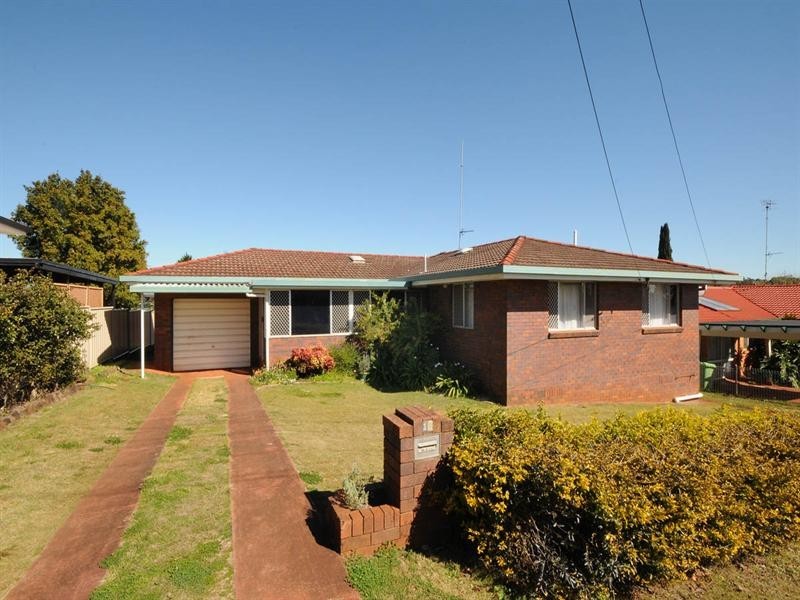 16 Naranga Street, Rangeville QLD 4350