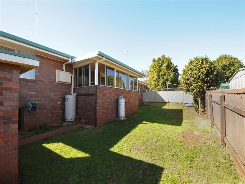 16 Naranga Street, Rangeville QLD 4350