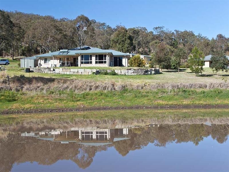 9 Rangeview Drive, Top Camp QLD 4350