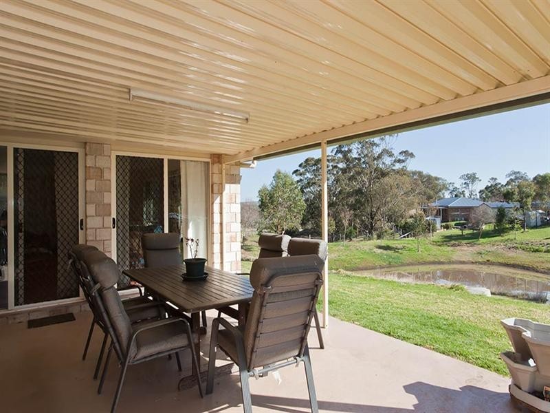 9 Rangeview Drive, Top Camp QLD 4350