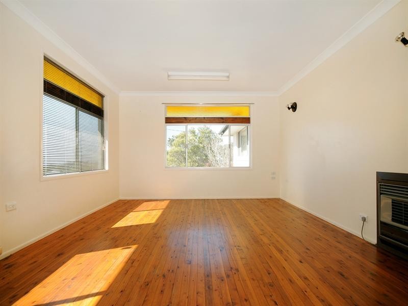 9 Martini Street, Mount Lofty QLD 4350