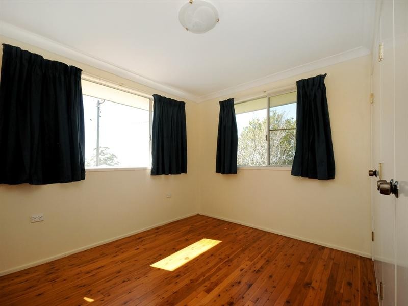 9 Martini Street, Mount Lofty QLD 4350