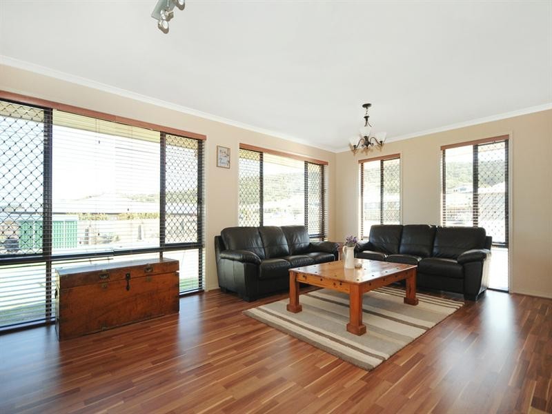 6 Commonwealth Crescent, Gowrie Junction QLD 4352