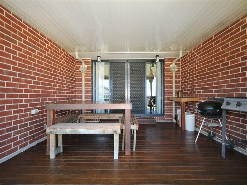 6 Commonwealth Crescent, Gowrie Junction QLD 4352