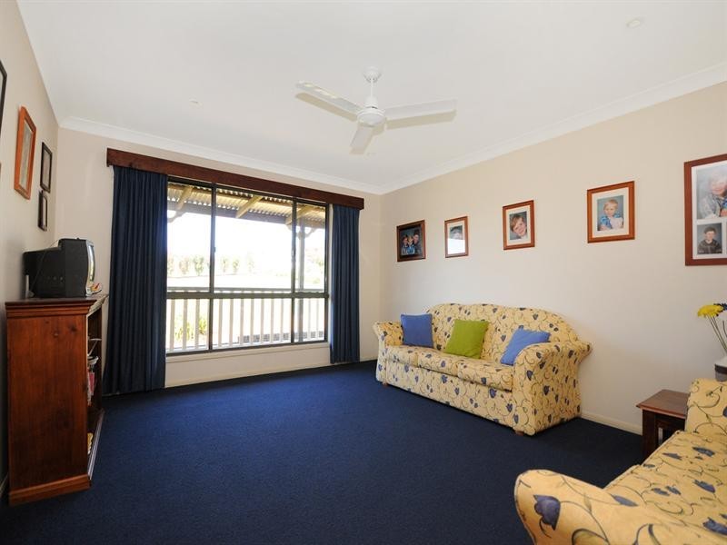 11 Carmelina Court, Hodgson Vale QLD 4352