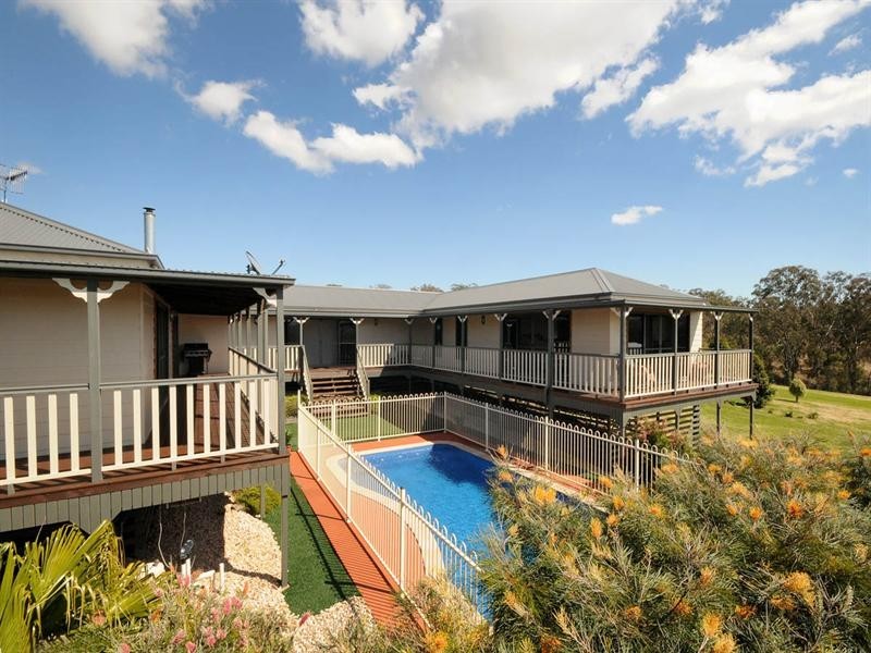 11 Carmelina Court, Hodgson Vale QLD 4352