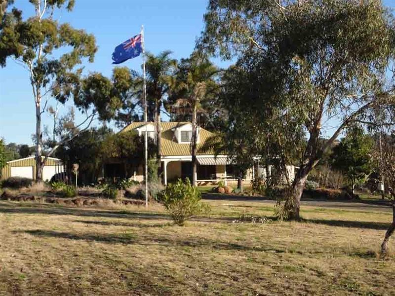 273 Woolmer Road, Highfields QLD 4352