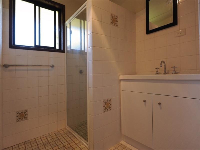 1/7 Agnes Street, Centenary Heights QLD 4350